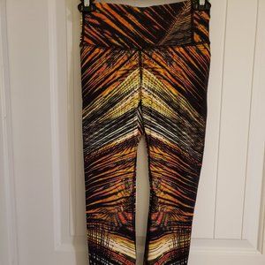 Lululemon Speed Wunder Tight Tropics White Black